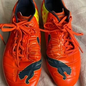 PUMA evoPOWER 3 Soccer Cleats Size US 8 Men’s Football Shoes